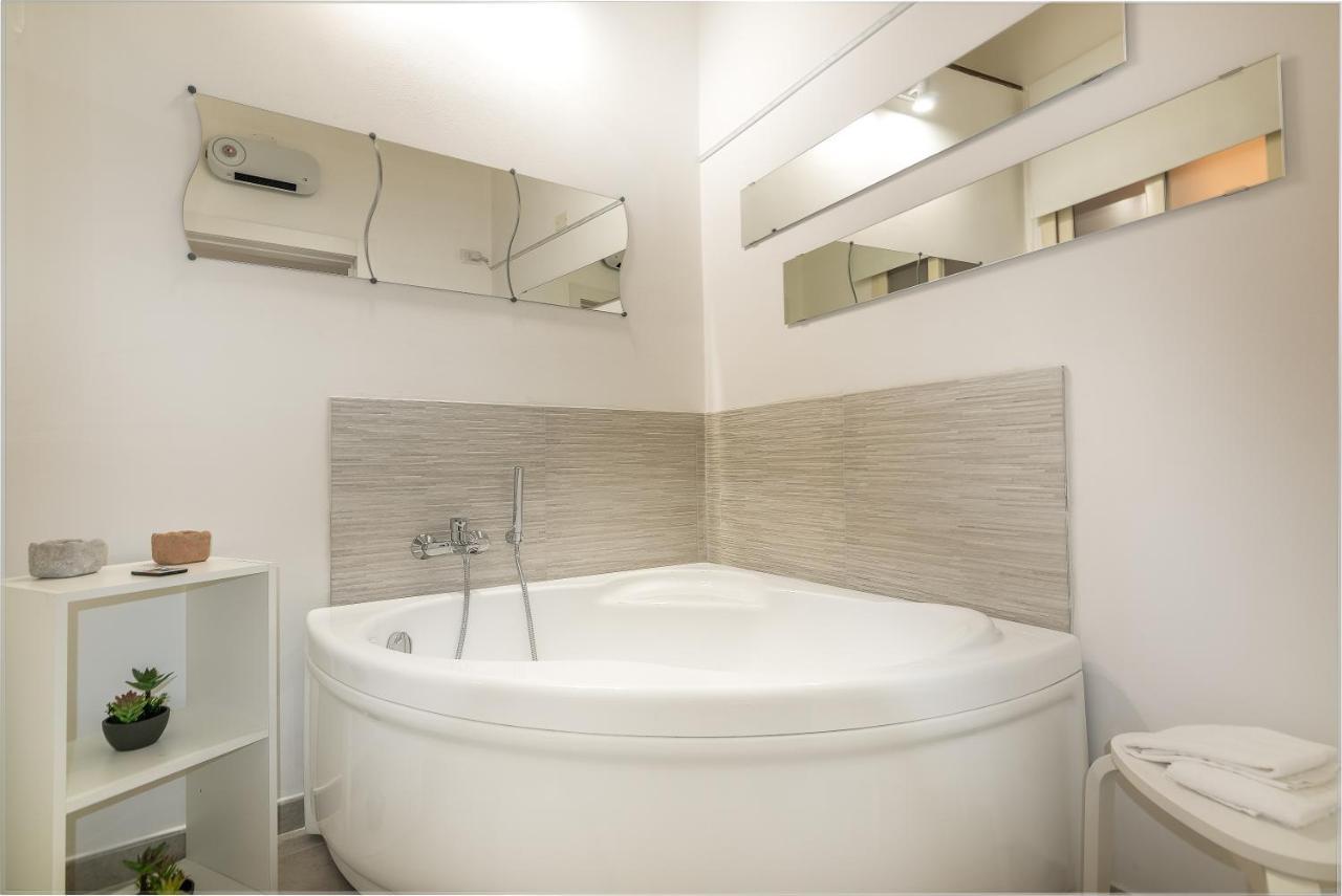 De' Villanova House Бриндизи Екстериор снимка