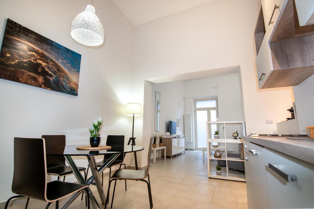 De' Villanova House Бриндизи Екстериор снимка